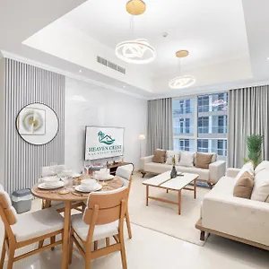 Heaven Crest Homes: Downtown Near Mall & Burj Khalifa Apartment